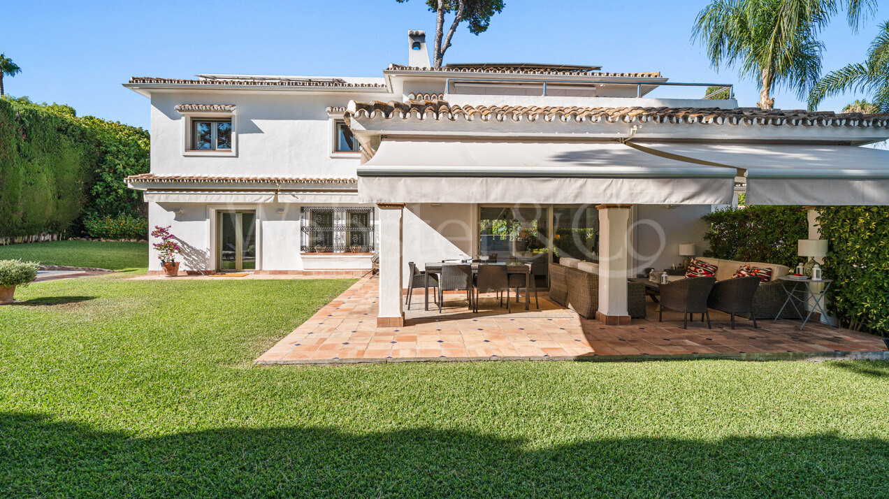Villa Amarra - Andalusian Beachside Home, Los Monteros