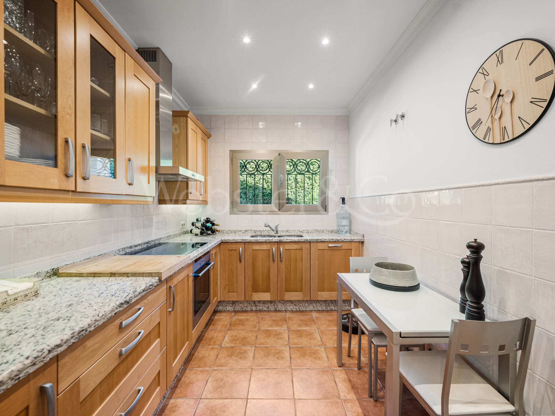 Villa Amarra - Andalusian Beachside Home, Los Monteros