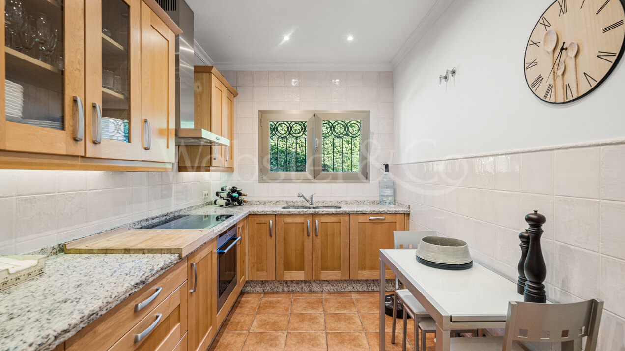 Villa Amarra - Andalusian Beachside Home, Los Monteros