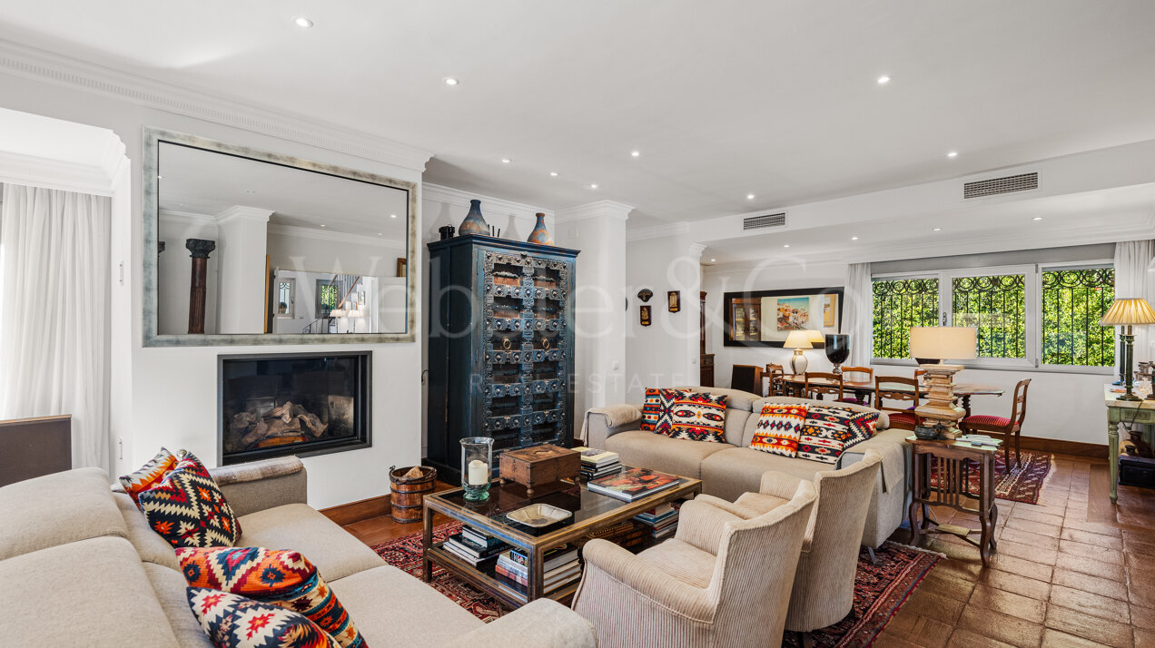 Villa Amarra - Andalusian Beachside Home, Los Monteros