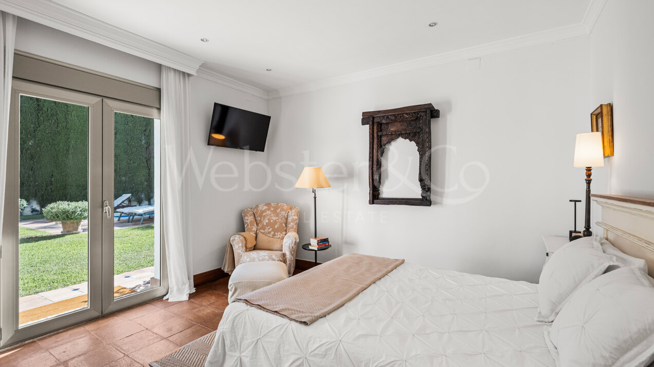 Villa Amarra - Andalusian Beachside Home, Los Monteros