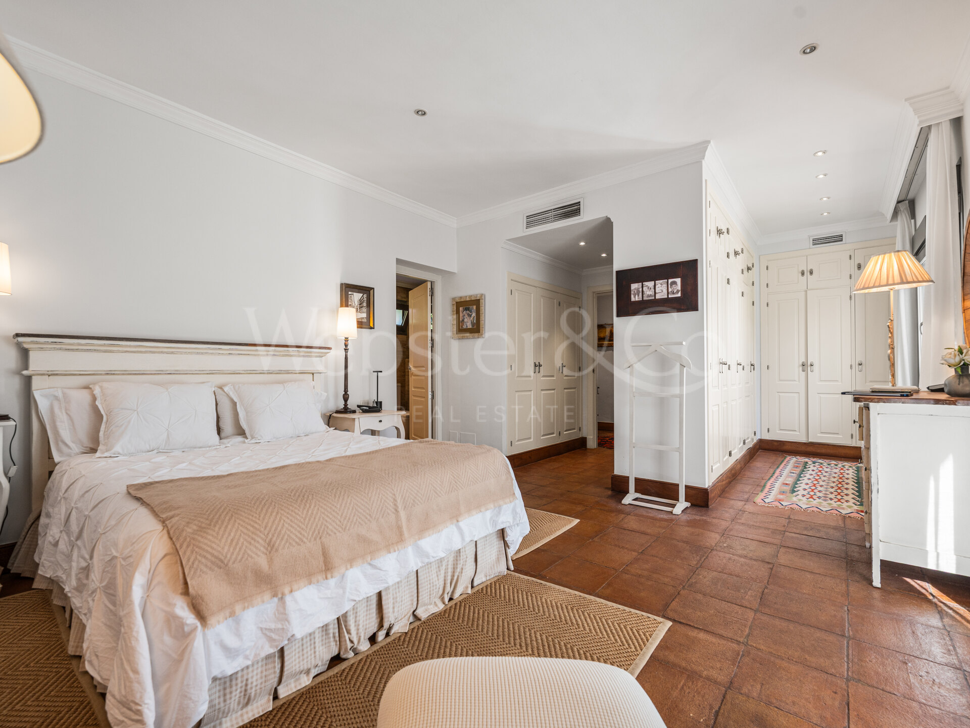 Villa Amarra - Andalusian Beachside Home, Los Monteros
