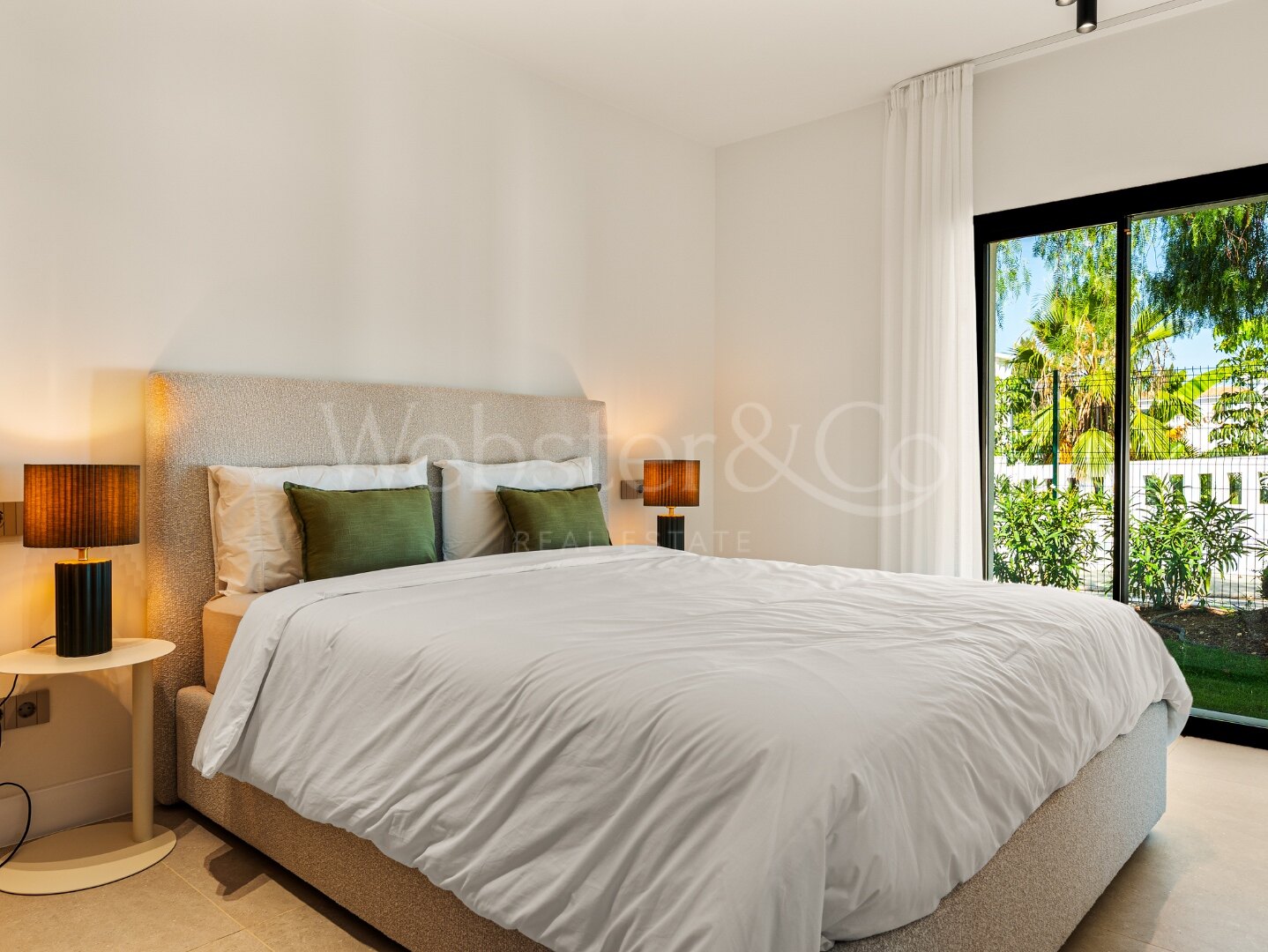 Villa La Serena - Single Level Luxury, El Rosario