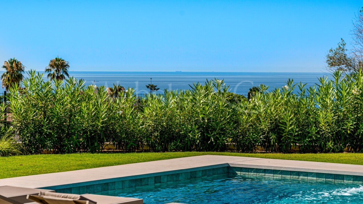 Villa La Serena - Single Level Luxury, El Rosario