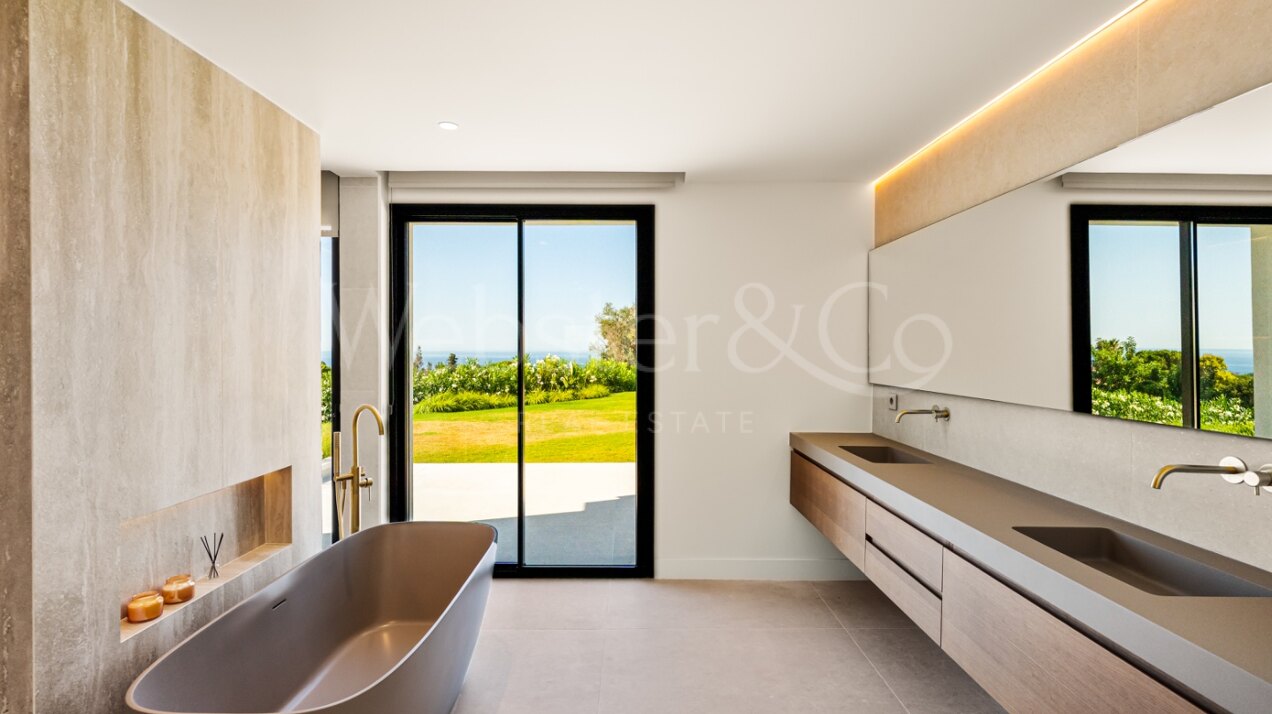 Villa La Serena - Single Level Luxury, El Rosario