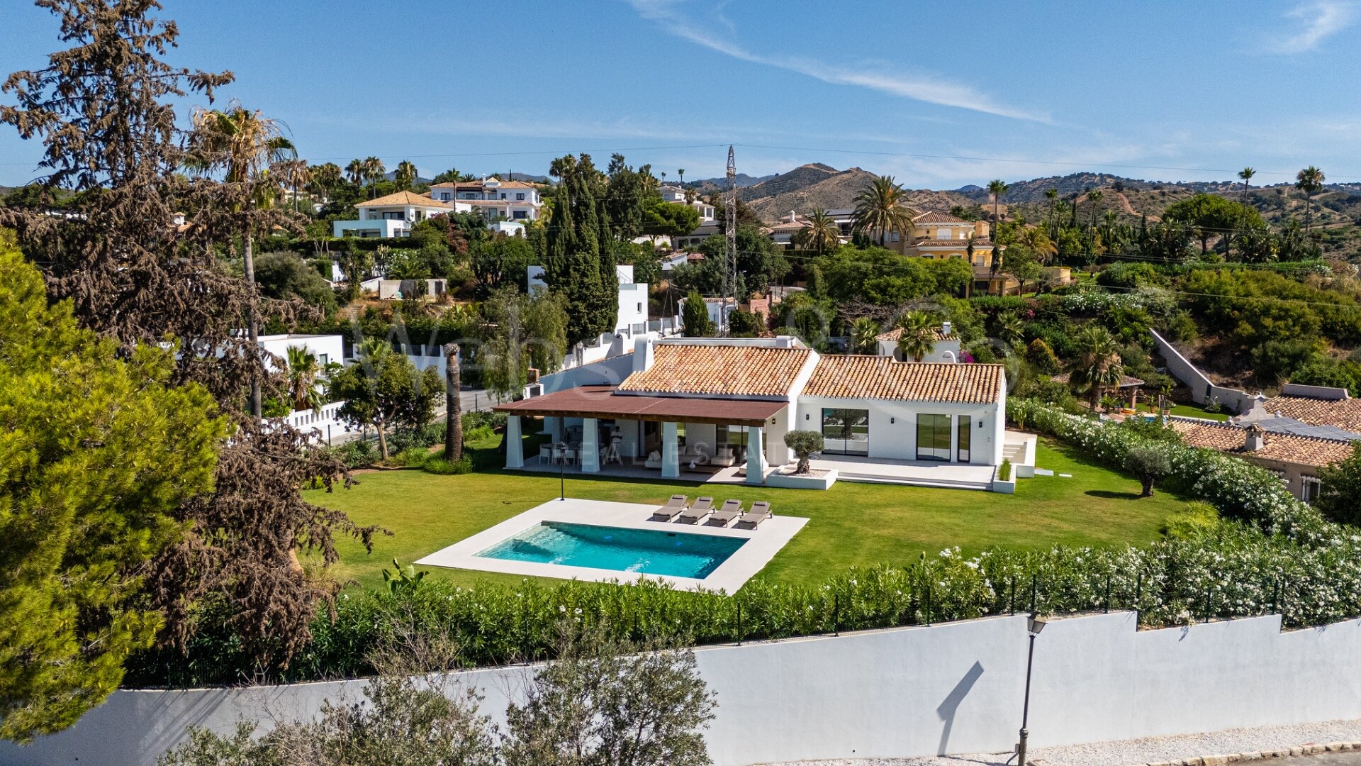 Villa La Serena - Single Level Luxury, El Rosario