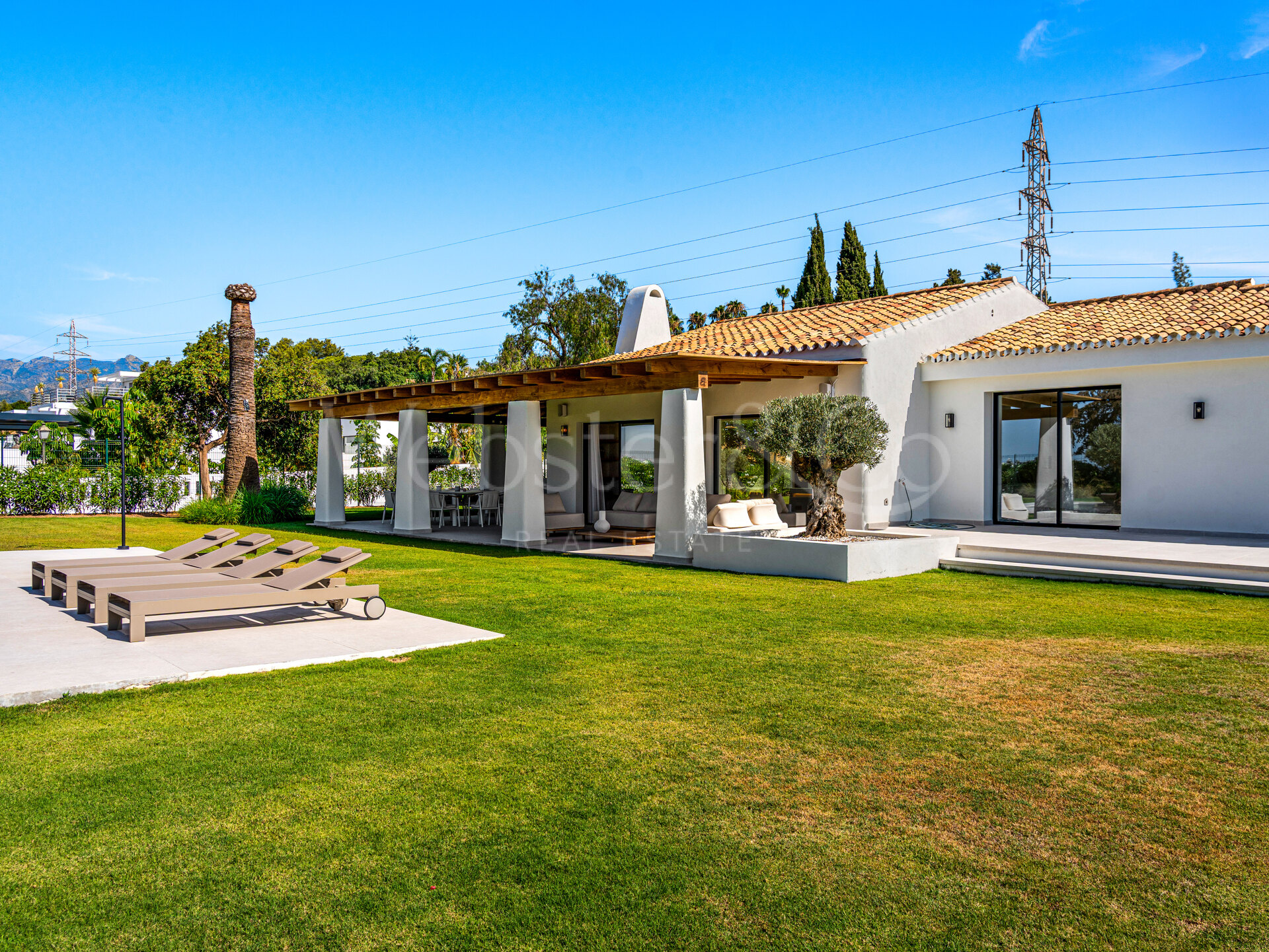 Villa La Serena - Single Level Luxury, El Rosario