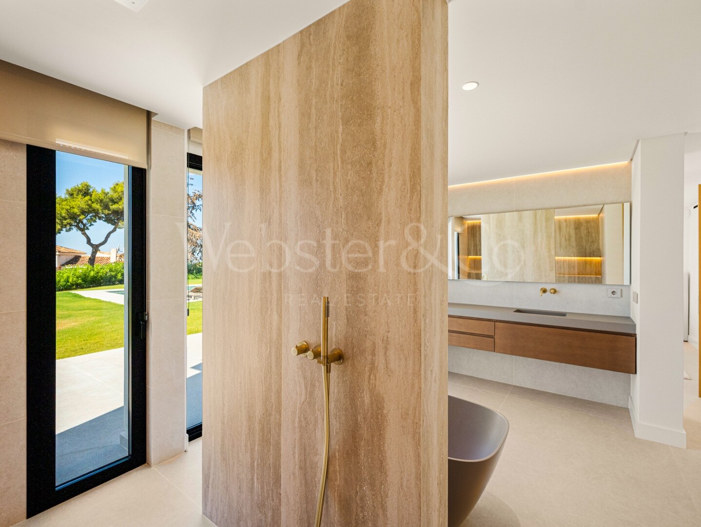 Villa La Serena - Single Level Luxury, El Rosario