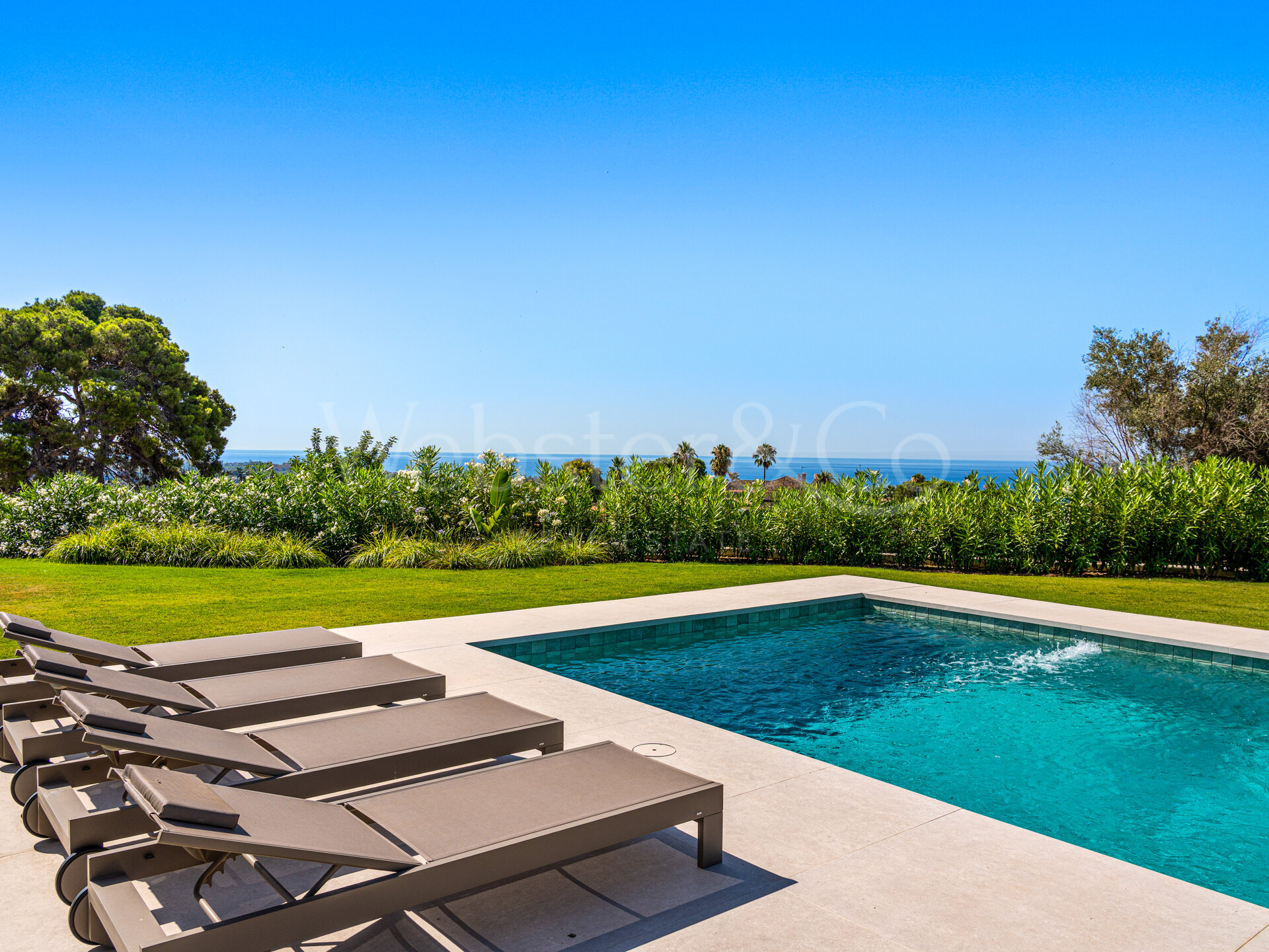 Villa La Serena - Single Level Luxury, El Rosario