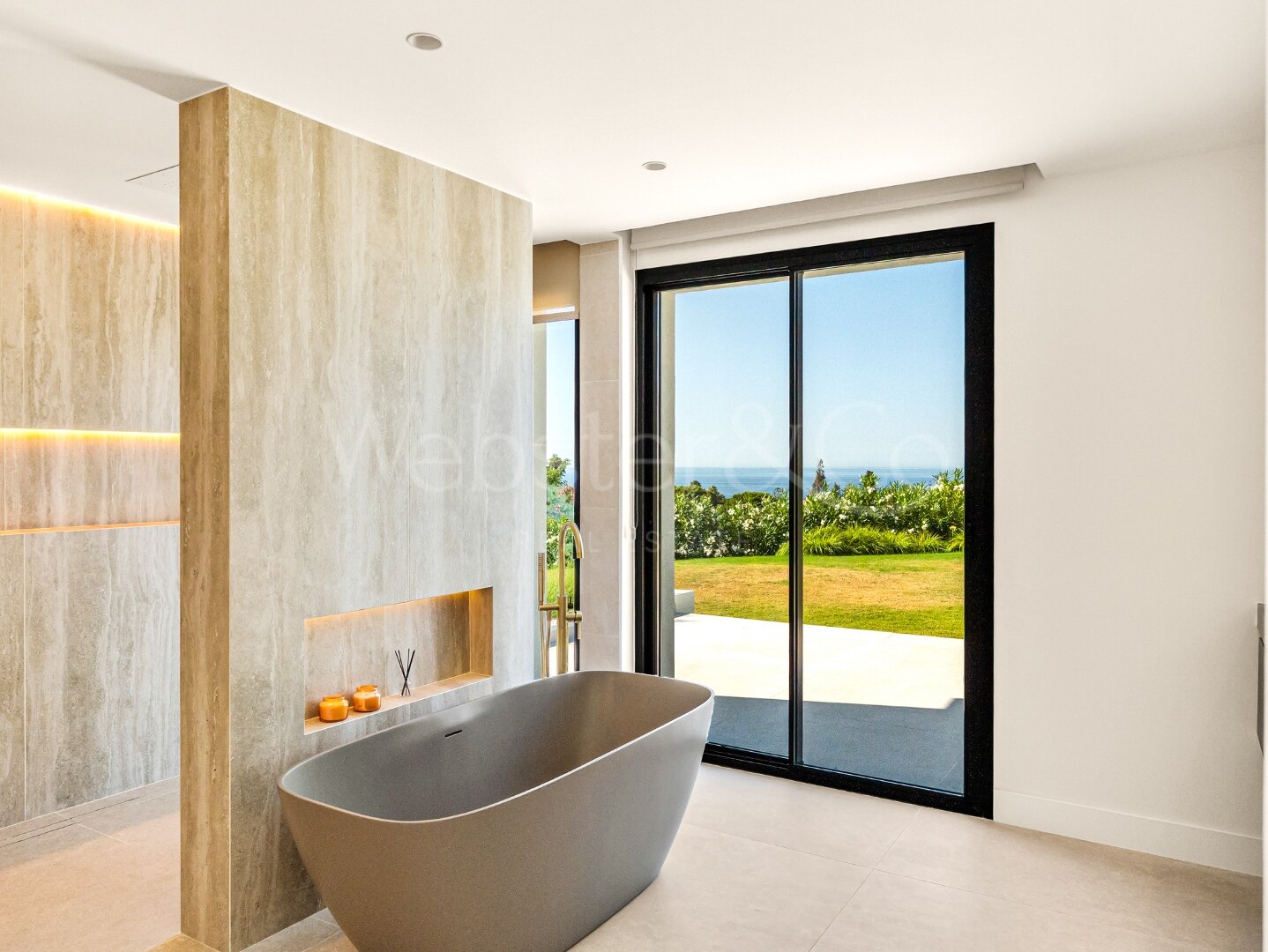 Villa La Serena - Single Level Luxury, El Rosario