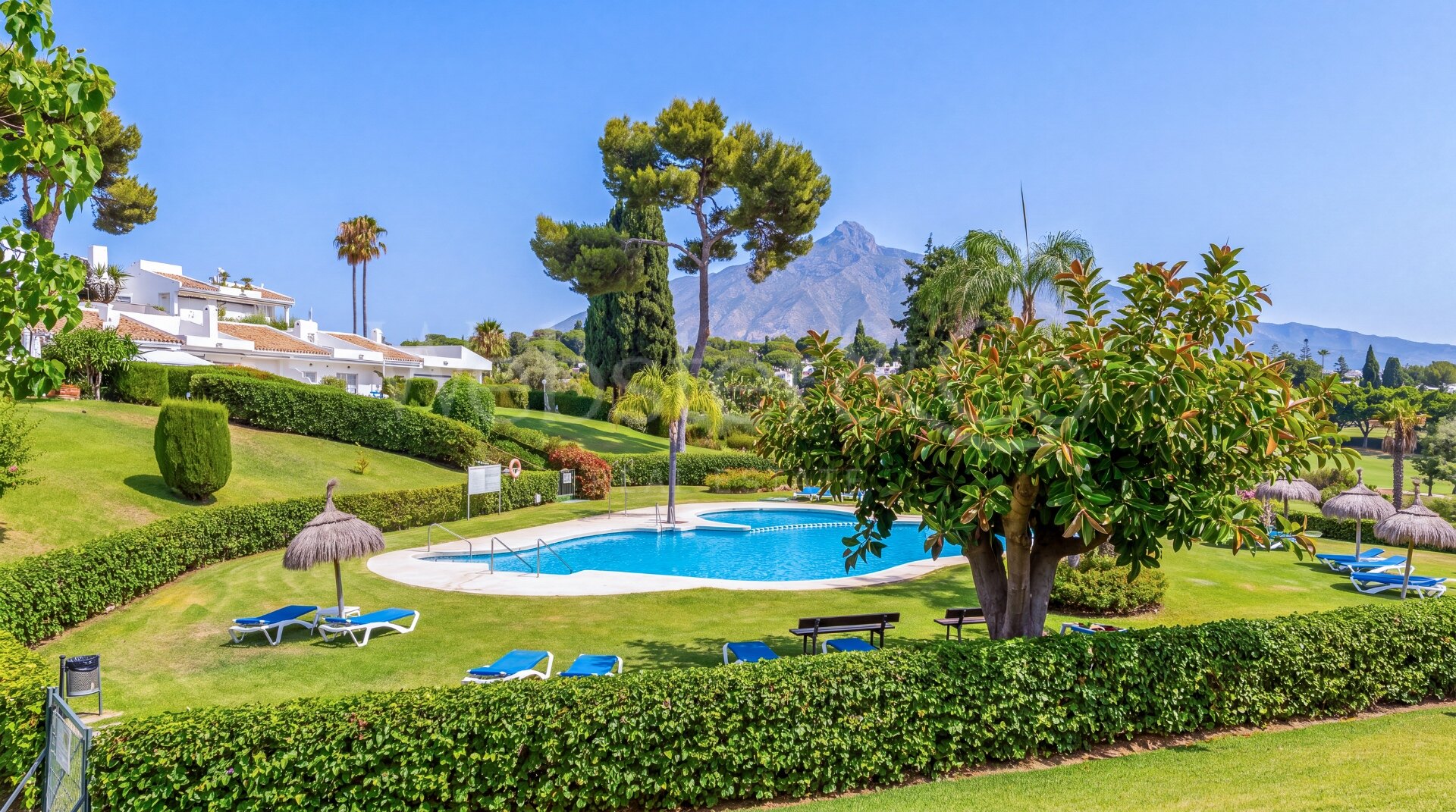 Penthouse Los Dragos - Lujo Reformado, Nueva Andalucía