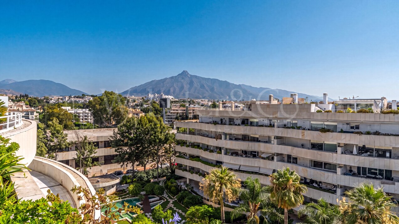 Oasis Del Mar - Beachside Luxury in Puerto Banús