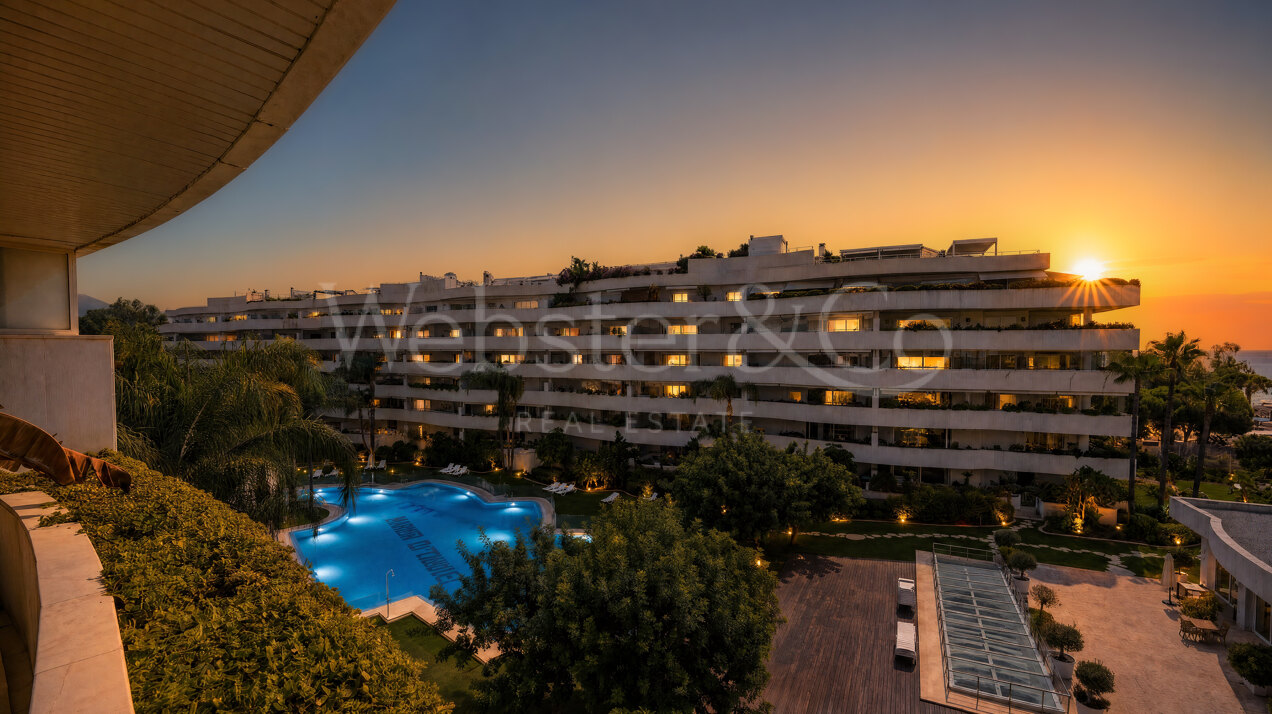 Oasis Del Mar - Beachside Luxury in Puerto Banús