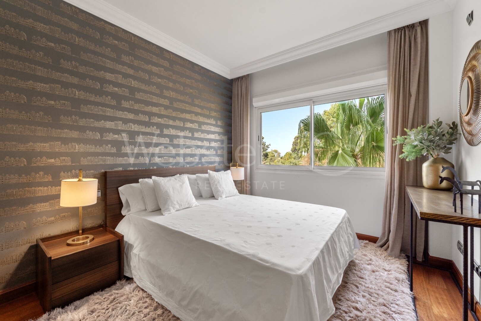 Oasis Del Mar - Beachside Luxury in Puerto Banús
