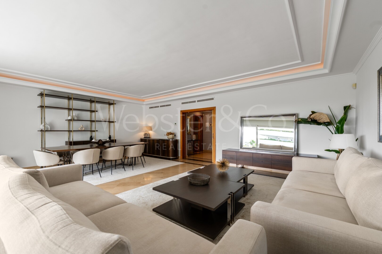 Oasis Del Mar - Beachside Luxury in Puerto Banús