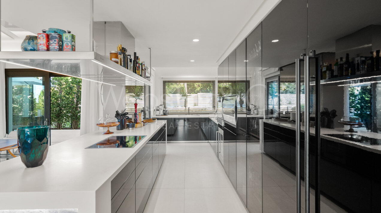 Villa Violeta - Serene Luxury on The Golden Mile