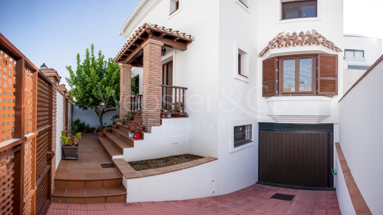 Villa Zambra - Andalusian Home in Fuengirola