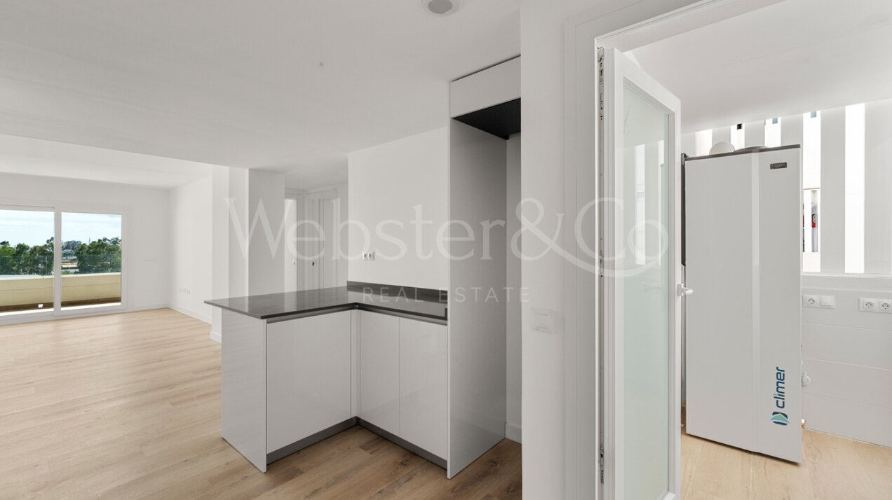 Albatros 412 - New, Luxury Apartment, Nueva Andalucía