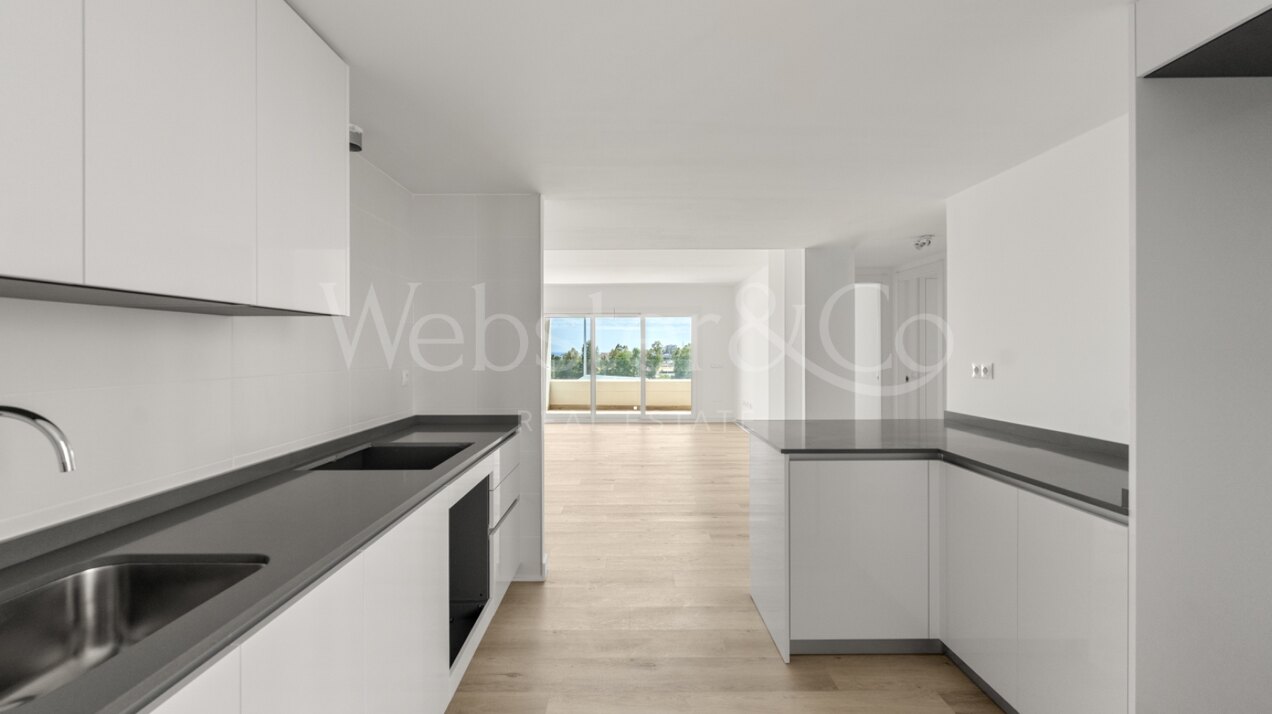 Albatros 412 - New, Luxury Apartment, Nueva Andalucía