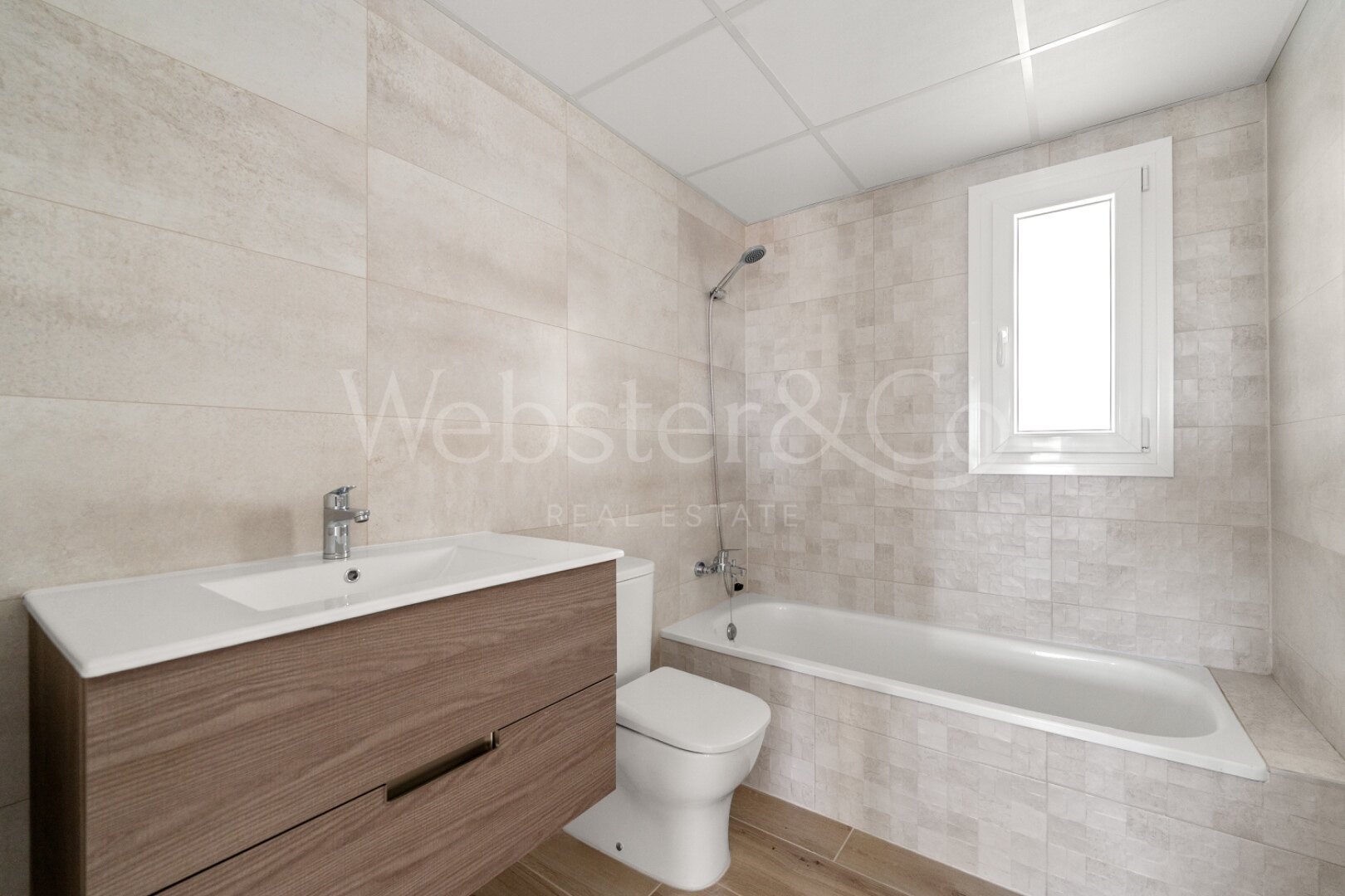 Albatros 412 - New, Luxury Apartment, Nueva Andalucía