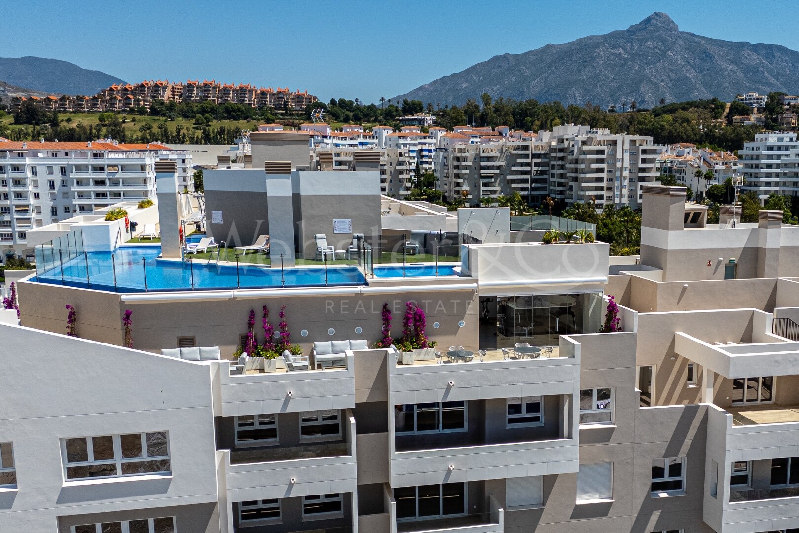 Albatros 412 - New, Luxury Apartment, Nueva Andalucía