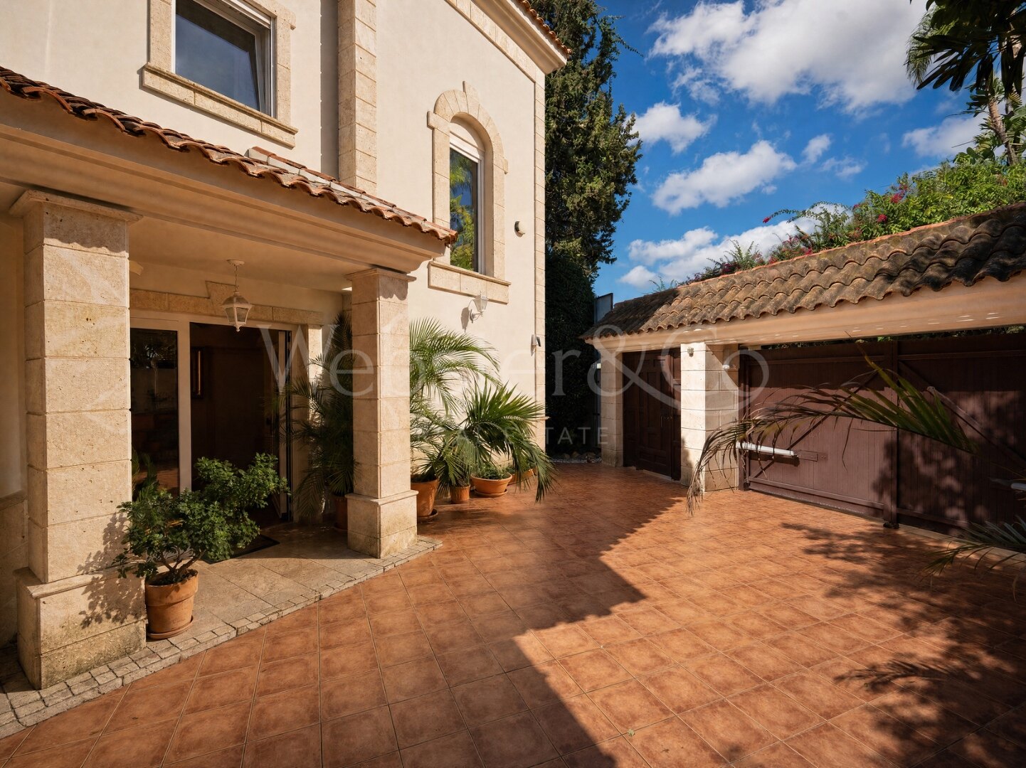Villa Fiore - Italian Style Home in El Rosario