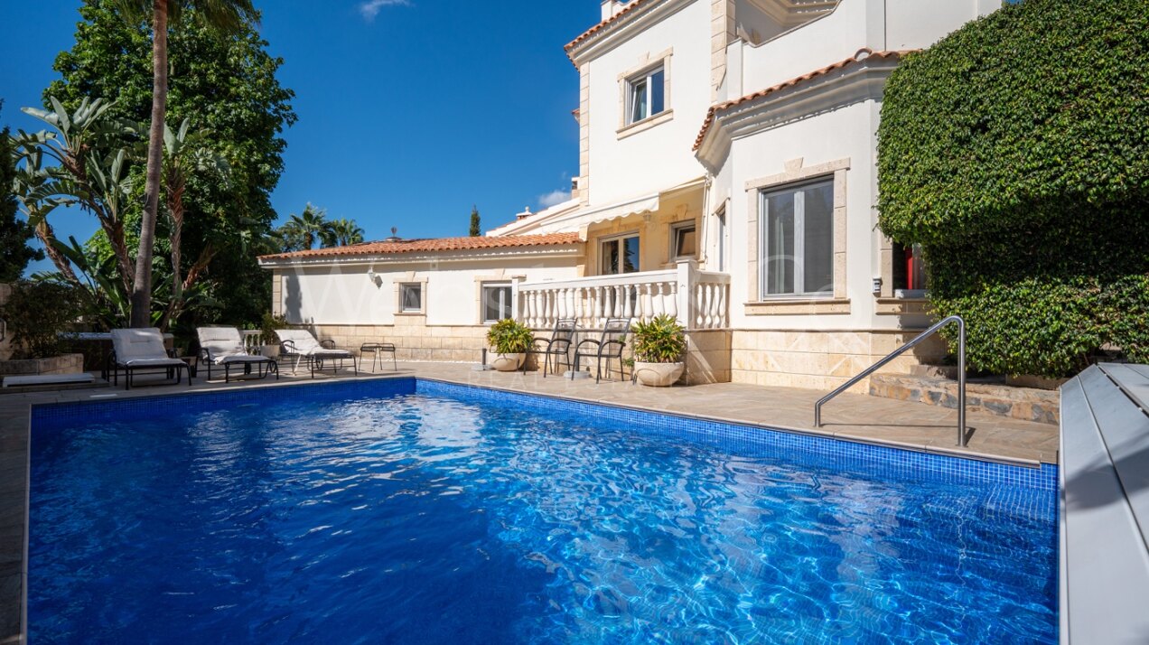 Villa Fiore - Italian Style Home in El Rosario