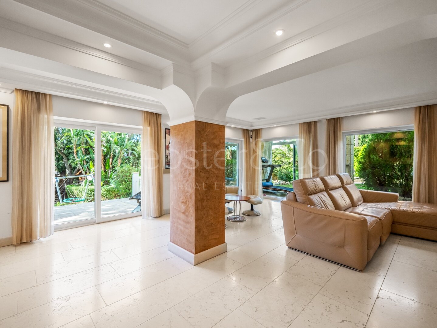 Villa Fiore - Italian Style Home in El Rosario