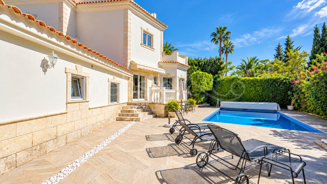 Villa Fiore - Italian Style Home in El Rosario