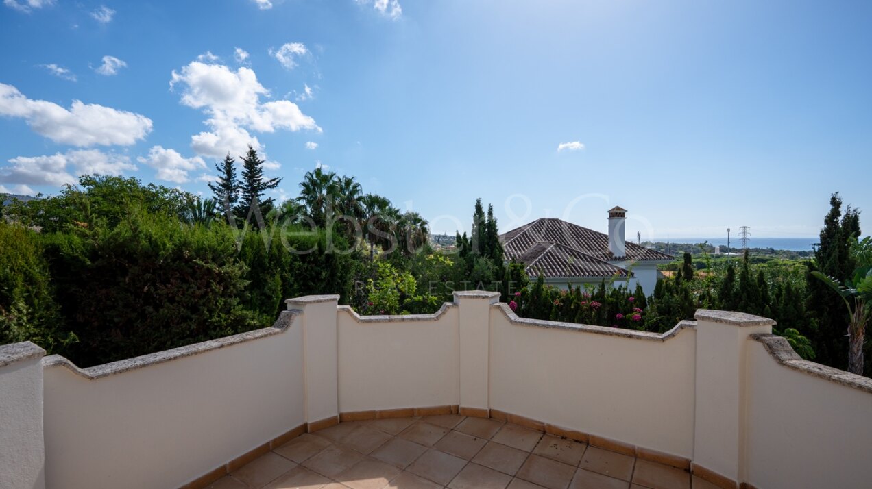 Villa Fiore - Italian Style Home in El Rosario