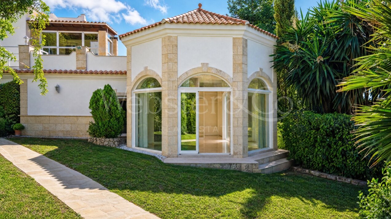 Villa Fiore - Italian Style Home in El Rosario