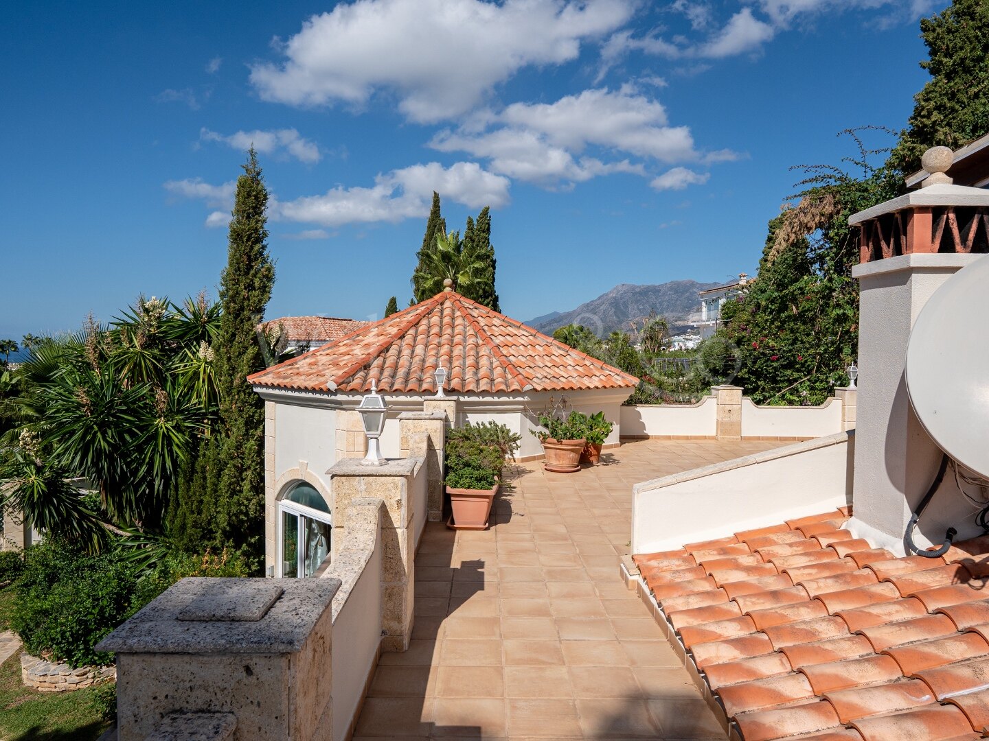 Villa Fiore - Italian Style Home in El Rosario