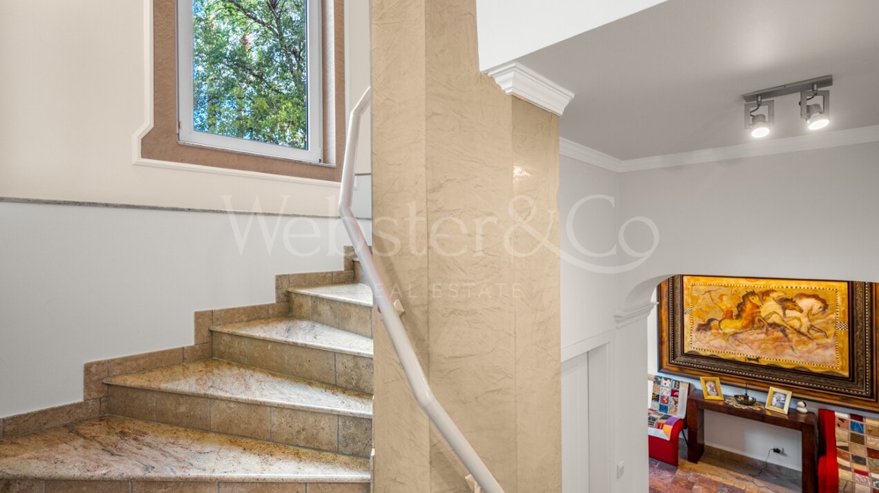 Villa Fiore - Italian Style Home in El Rosario