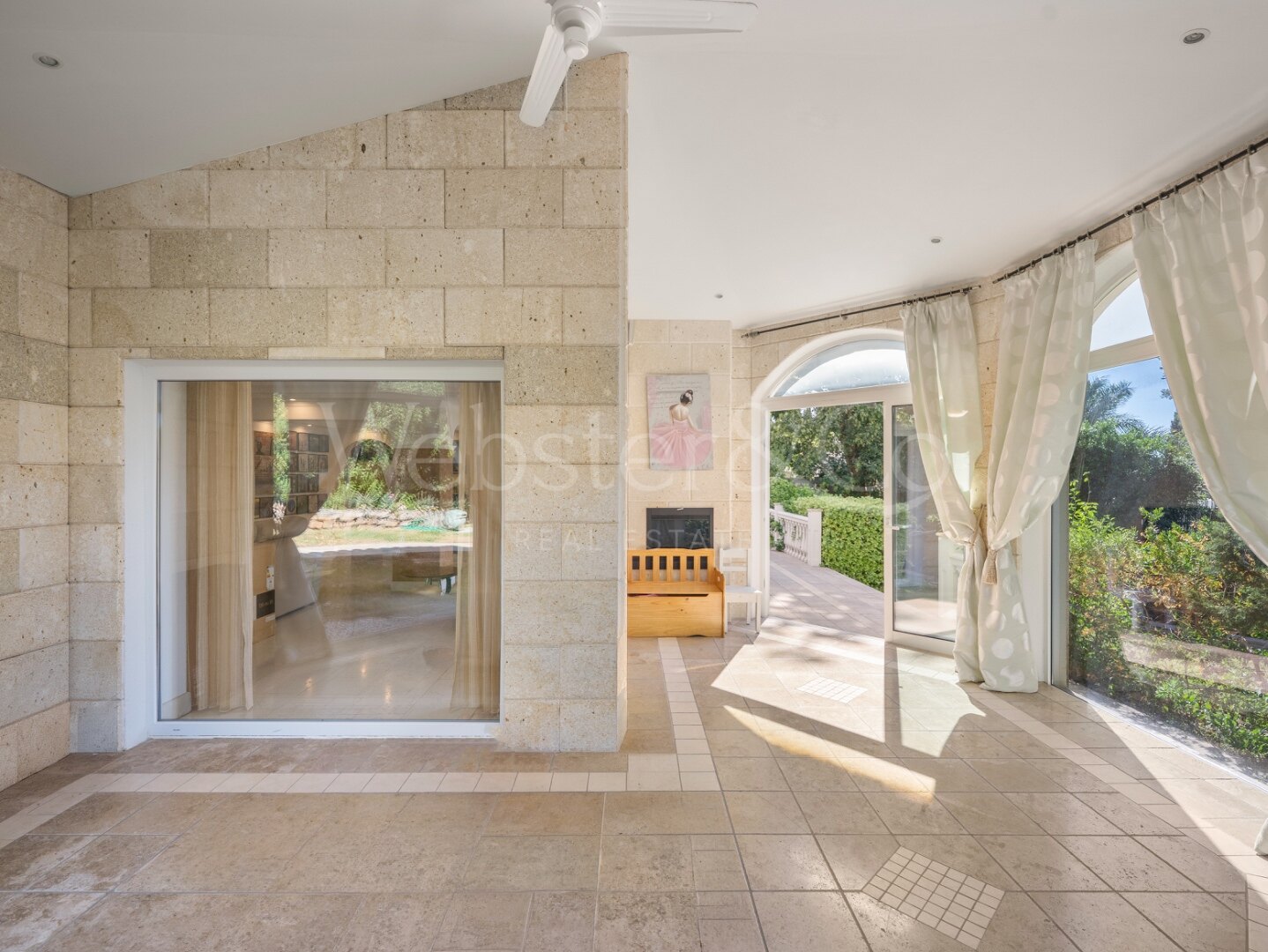 Villa Fiore - Italian Style Home in El Rosario