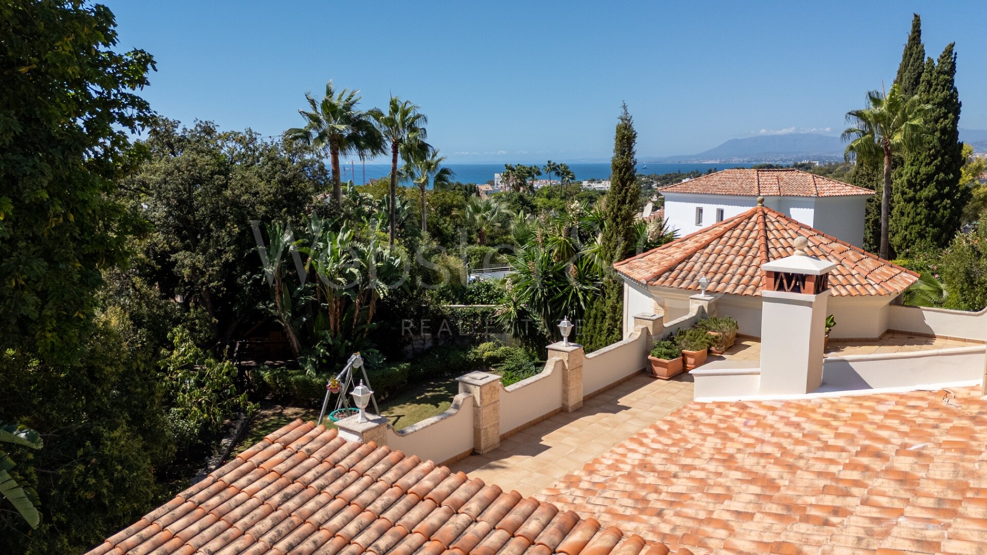 Villa Fiore - Italian Style Home in El Rosario
