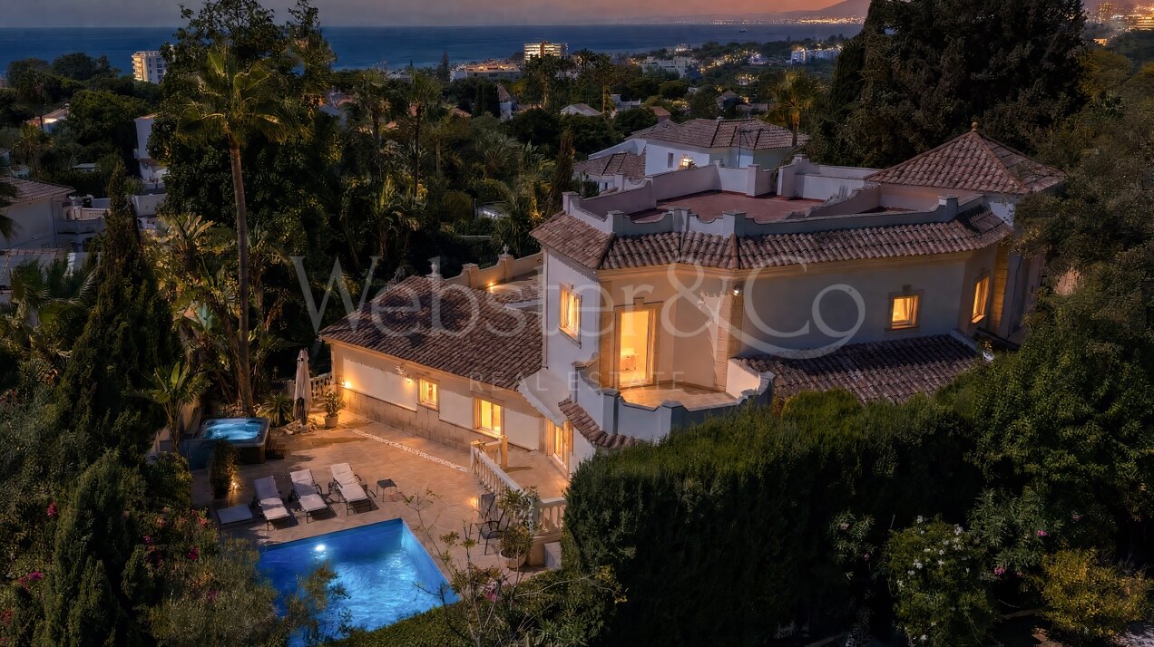 Villa Fiore - Italian Style Home in El Rosario