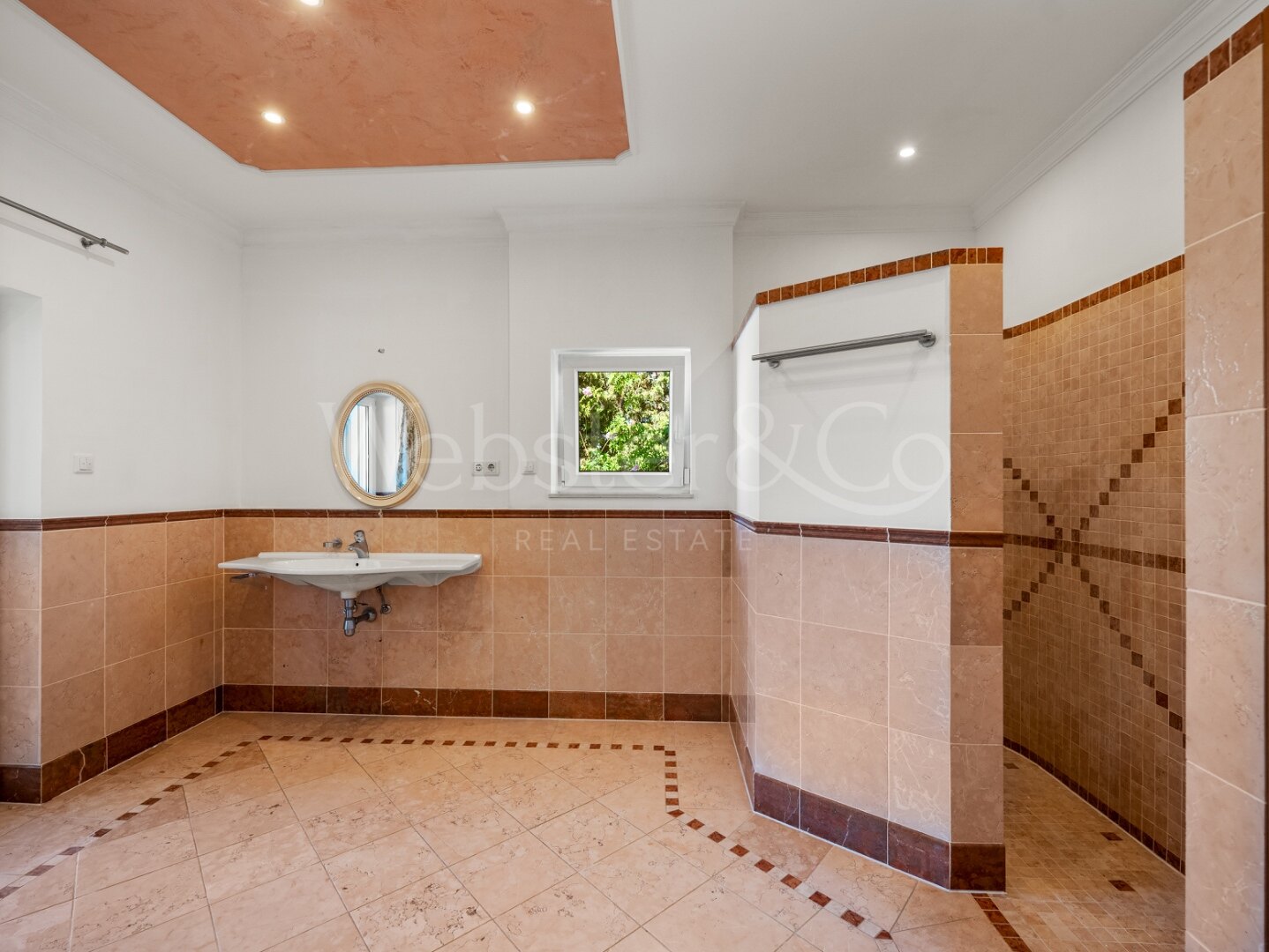 Villa Fiore - Italian Style Home in El Rosario