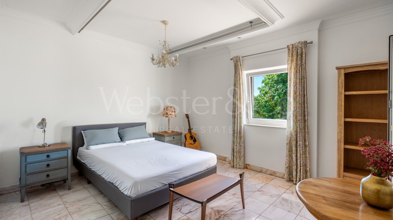 Villa Fiore - Italian Style Home in El Rosario