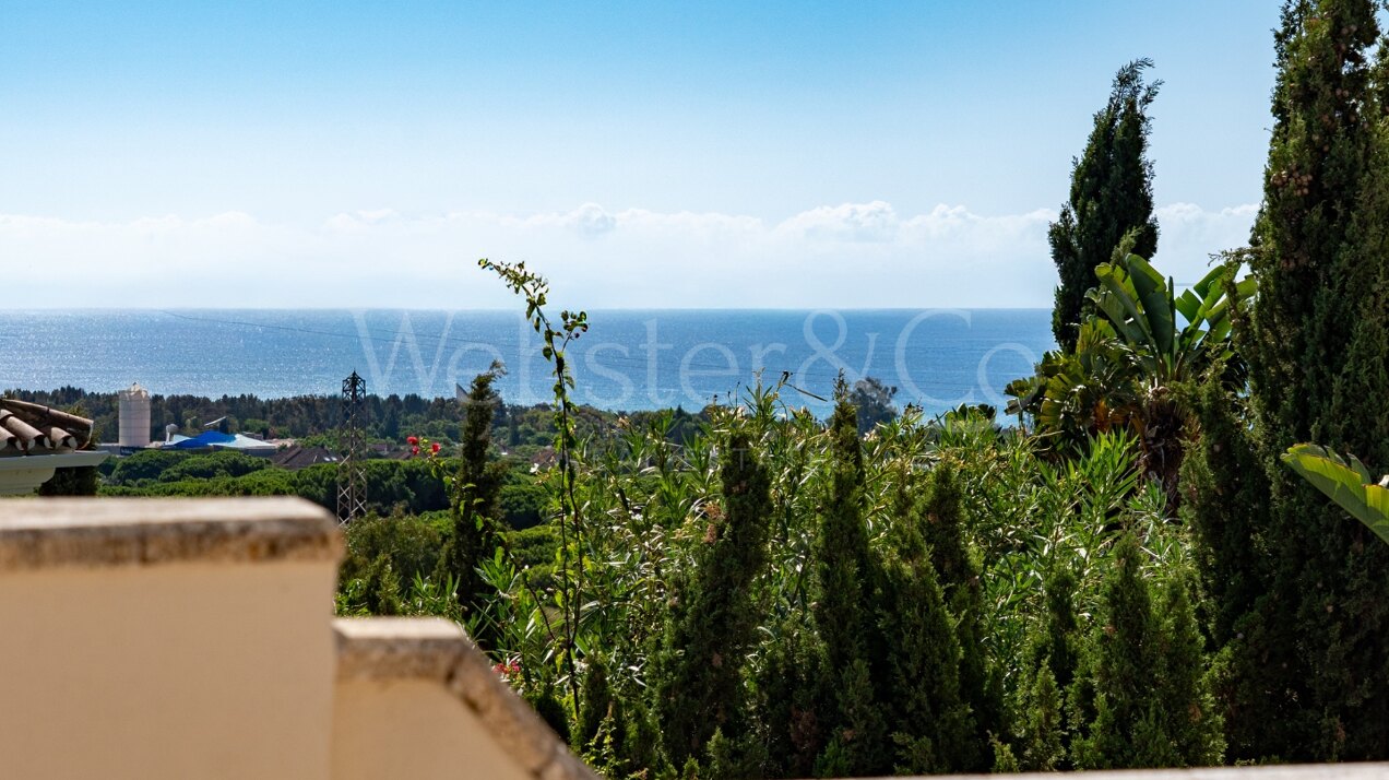 Villa Fiore - Italian Style Home in El Rosario