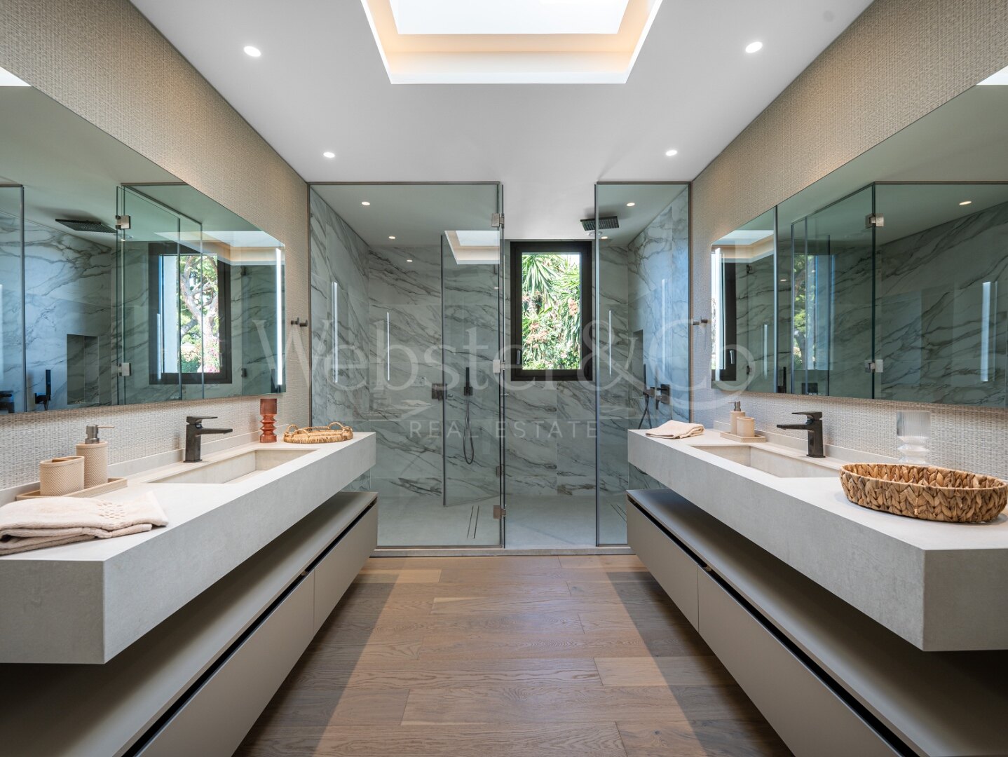 Villa Celeste - Luxury Beachside Home in Los Monteros
