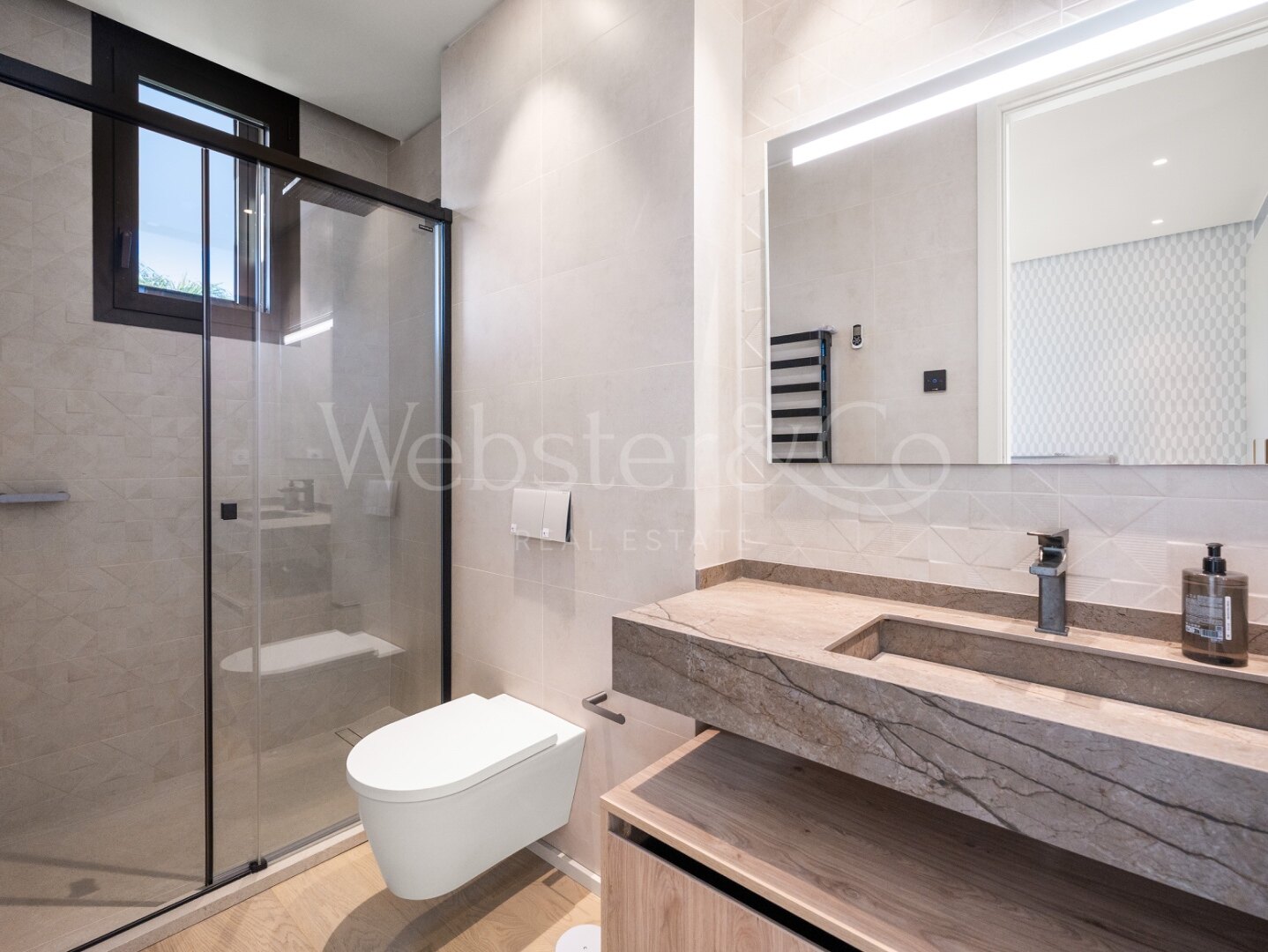Villa Celeste - Luxury Beachside Home in Los Monteros