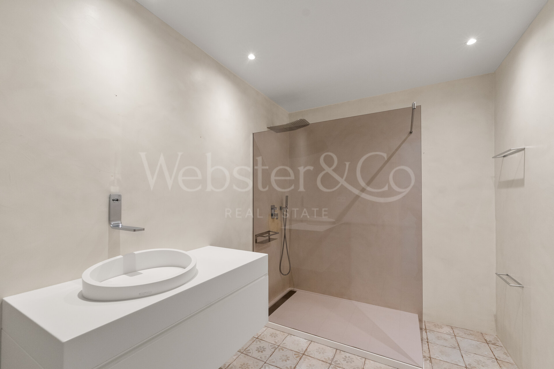 Apartment Azura - Beachfront Elegance, Los Monteros