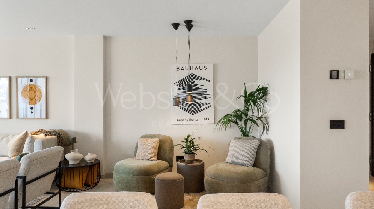 Apartment Odisea - Exquisite Renovation, Nueva Andalucía