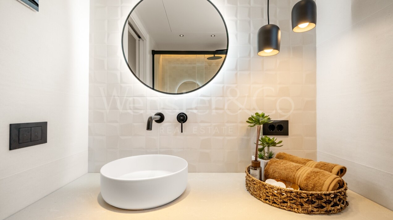 Apartment Odisea - Exquisite Renovation, Nueva Andalucía
