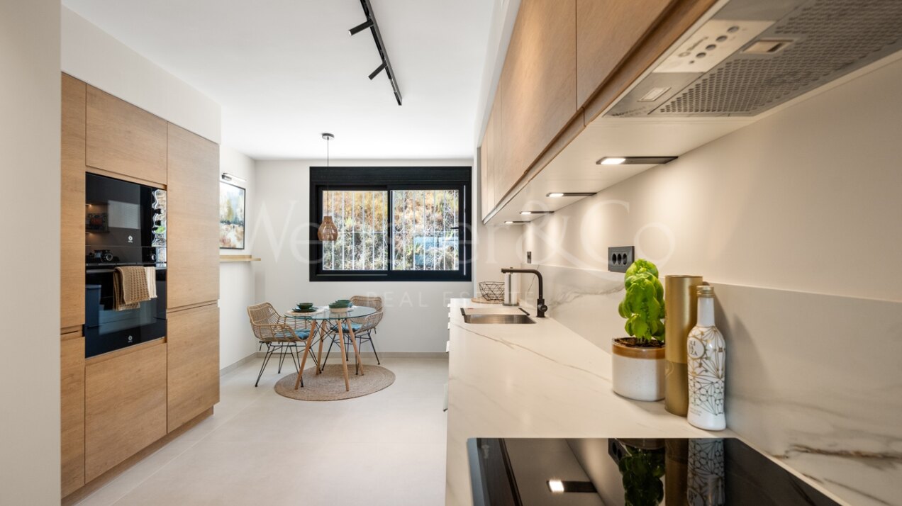 Apartment Odisea - Exquisite Renovation, Nueva Andalucía