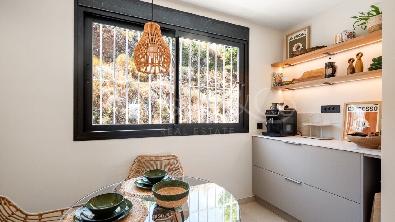 Apartment Odisea - Exquisite Renovation, Nueva Andalucía