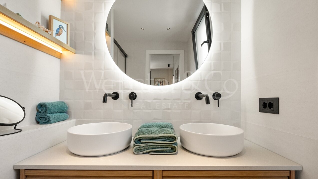 Apartment Odisea - Exquisite Renovation, Nueva Andalucía