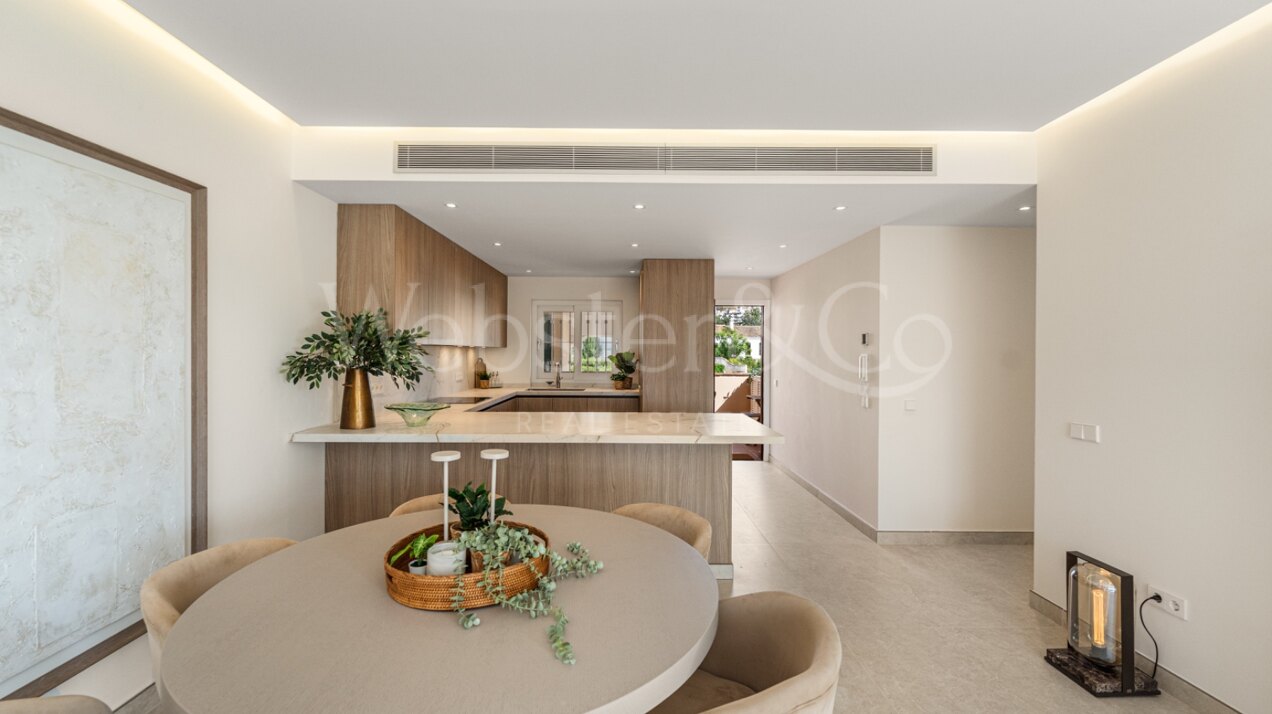 Penthouse Las Brisas – Elegante Dúplex, Nueva Andalucía