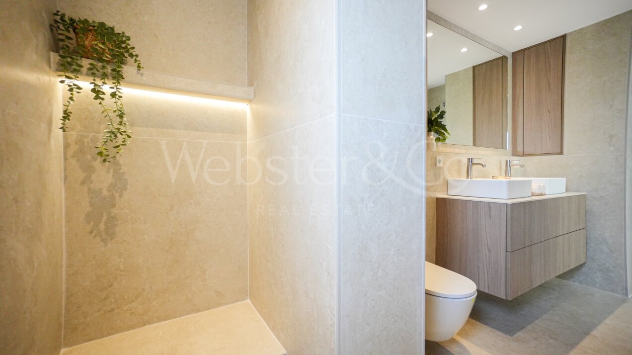 Penthouse Las Brisas – Elegante Dúplex, Nueva Andalucía