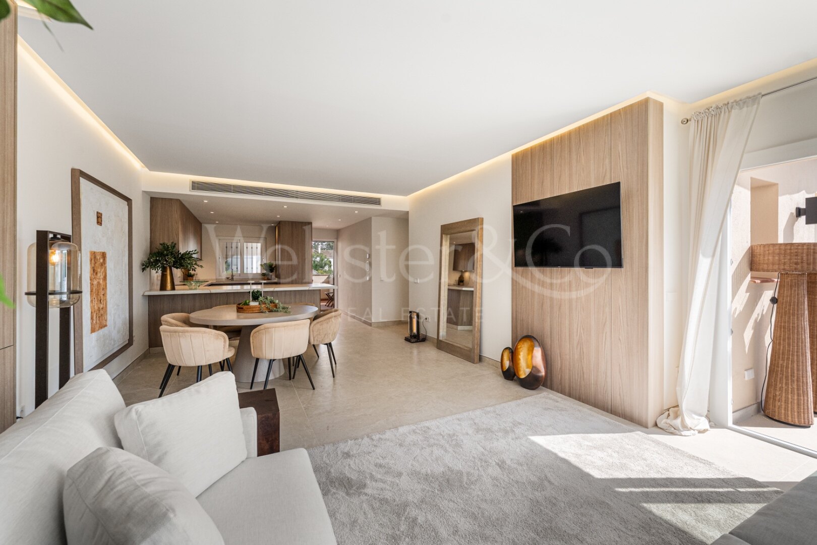 Penthouse Las Brisas – Elegante Dúplex, Nueva Andalucía
